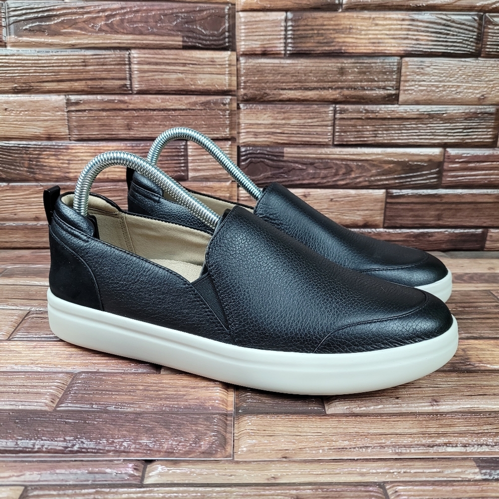 Vionic Penelope Black Pebbled Leather Slip-On Flats Loafer Womens Size 8